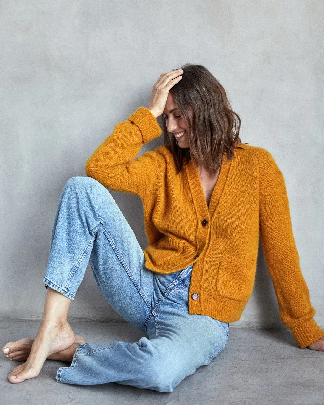 Serra Cardigan Wrinkle-resistant sweaters