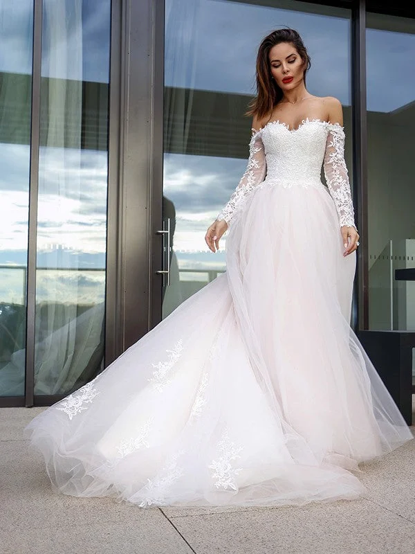 A-Line/Princess Long Sleeves Tulle Applique Off-the-Shoulder Court Train Wedding Dresses Strapless Lace Dress