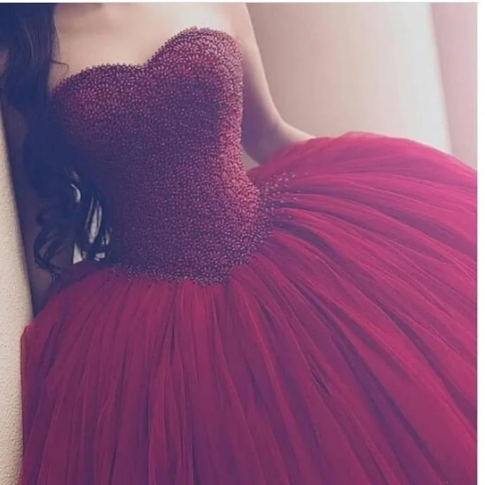 cheap ball gown wedding dresses for bride 2020 beaded sweetheart neck Burgundy elegant wedding gown vestido de noiva Ruffle Wedding Gown