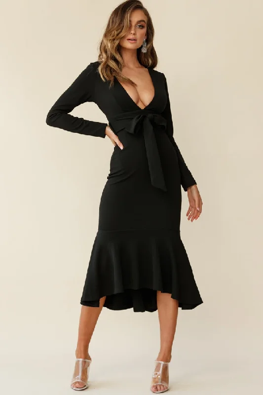 Sorry Not Sorry Long Sleeve Flounce Midi Dress Black Best midi dresses for curvy figures