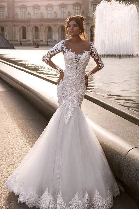 Mermaid Wedding Dress with Classic Lace Tiered Lace Gown